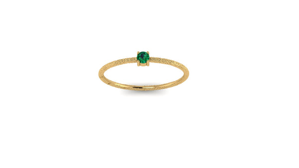 Hammered 14kt Yellow Gold Solo Emerald Ring