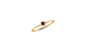 14kt Gold Bezel Set Solo Garnet Ring